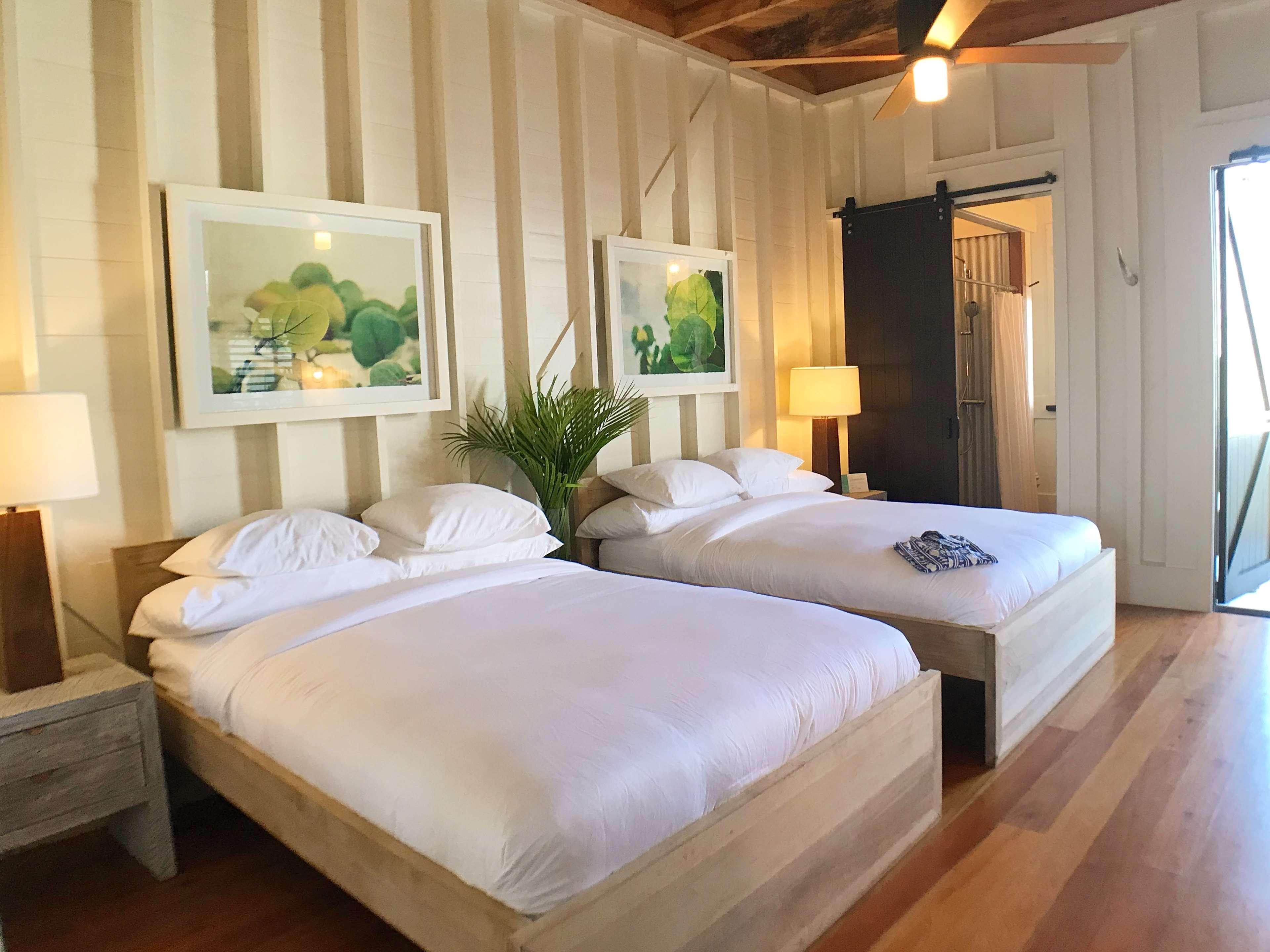 Mahogany Bay Resort And Beach Club, Curio Collection San Pedro  Extérieur photo