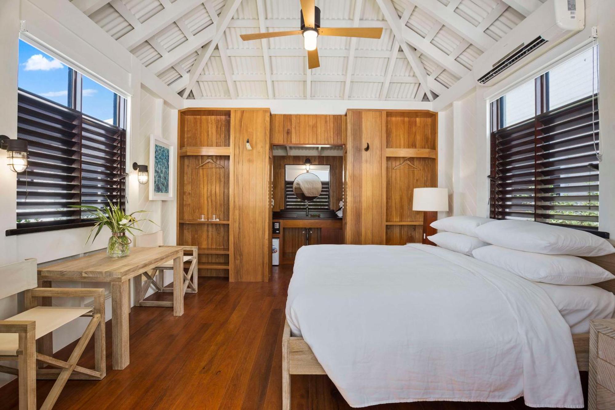 Mahogany Bay Resort And Beach Club, Curio Collection San Pedro  Extérieur photo