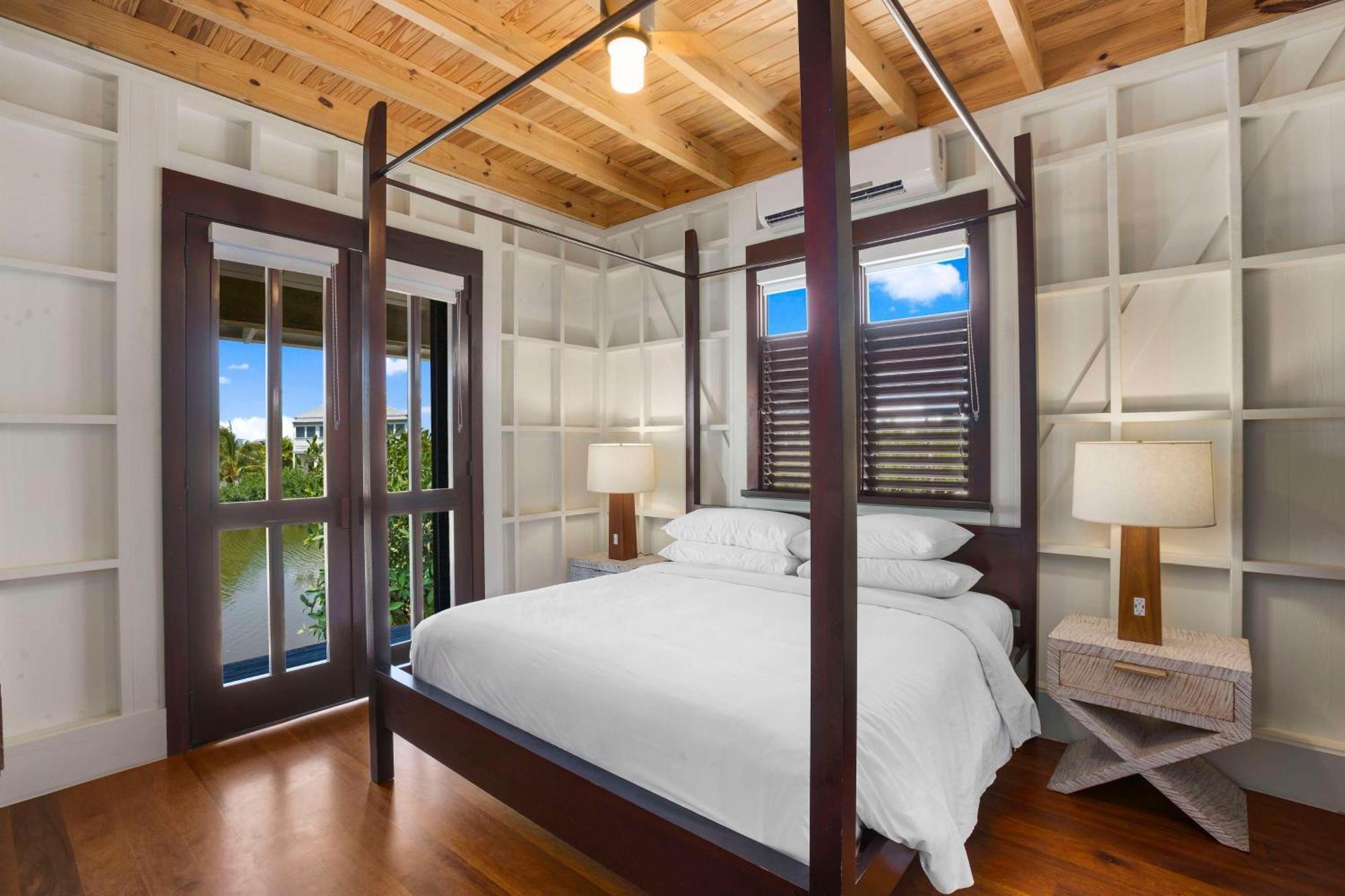 Mahogany Bay Resort And Beach Club, Curio Collection San Pedro  Extérieur photo