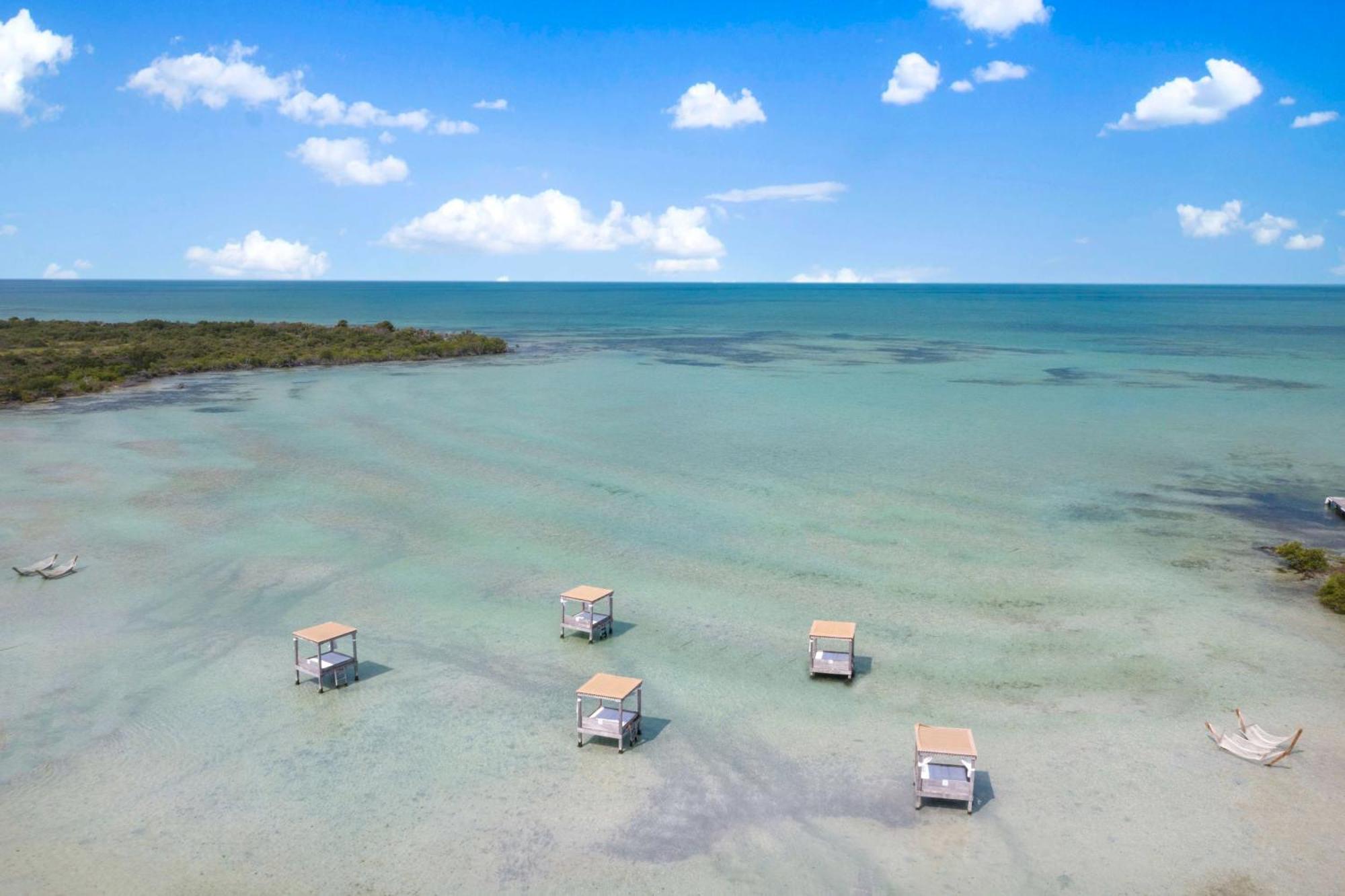 Mahogany Bay Resort And Beach Club, Curio Collection San Pedro  Extérieur photo