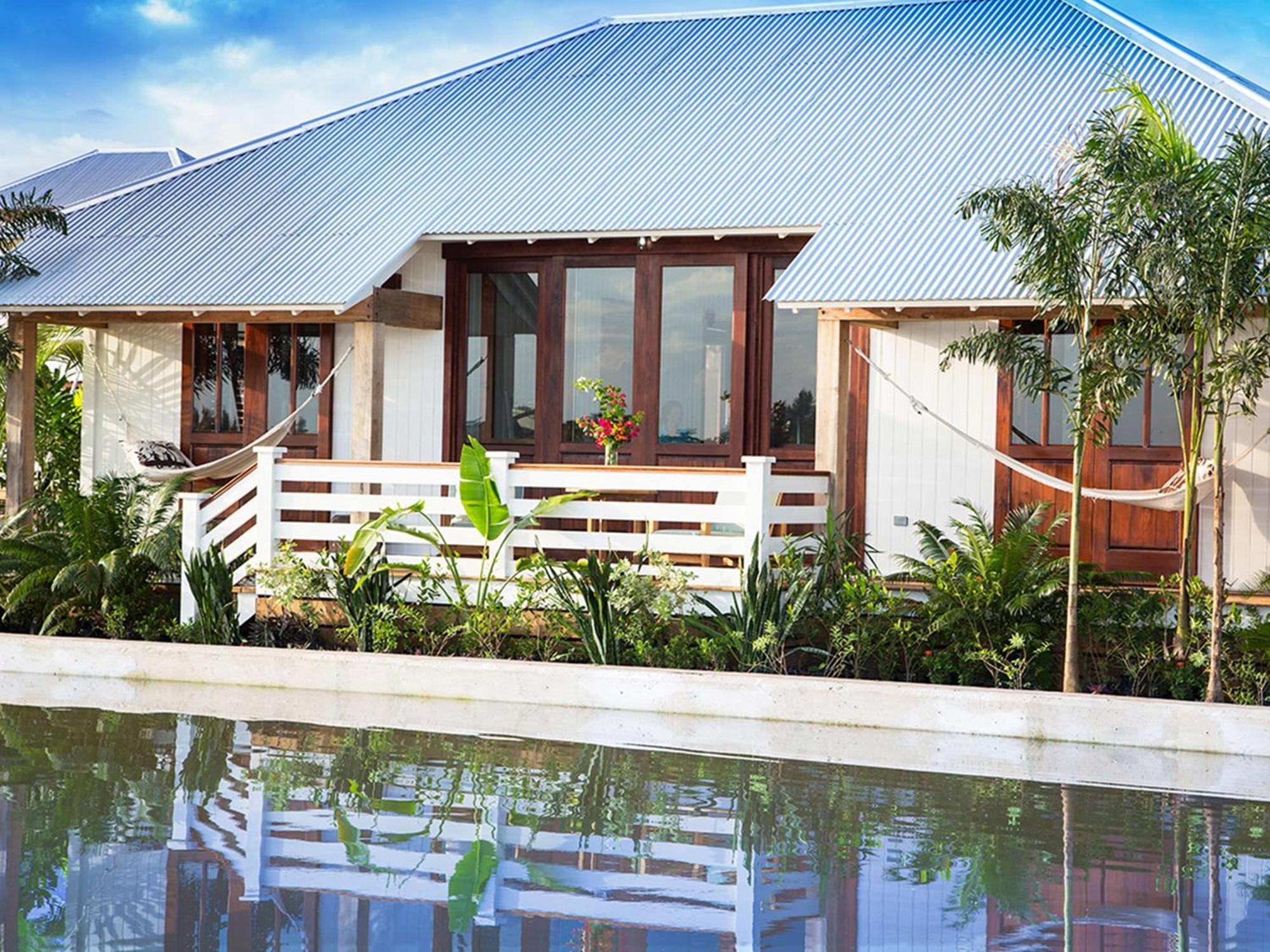 Mahogany Bay Resort And Beach Club, Curio Collection San Pedro  Extérieur photo