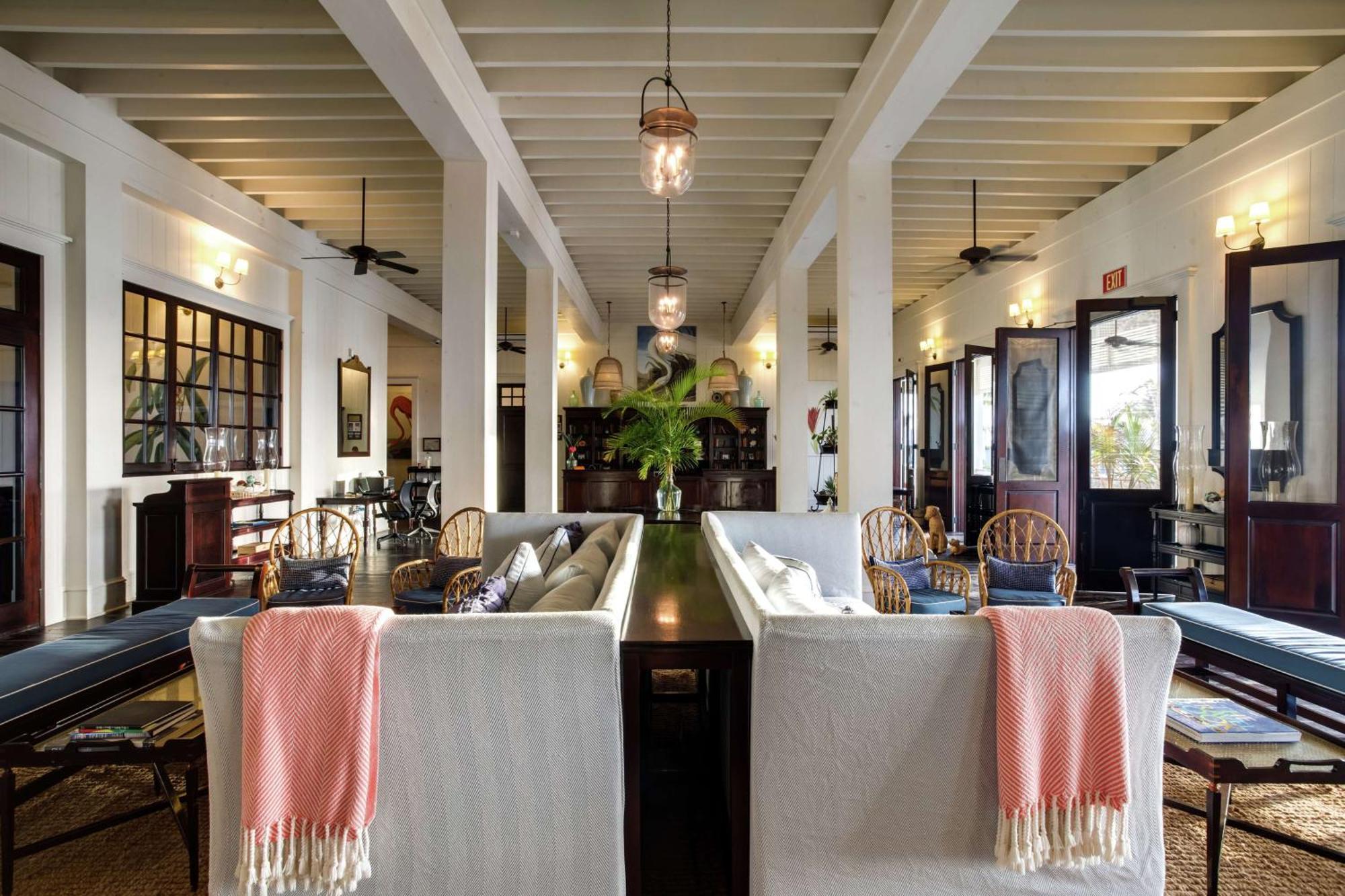 Mahogany Bay Resort And Beach Club, Curio Collection San Pedro  Extérieur photo